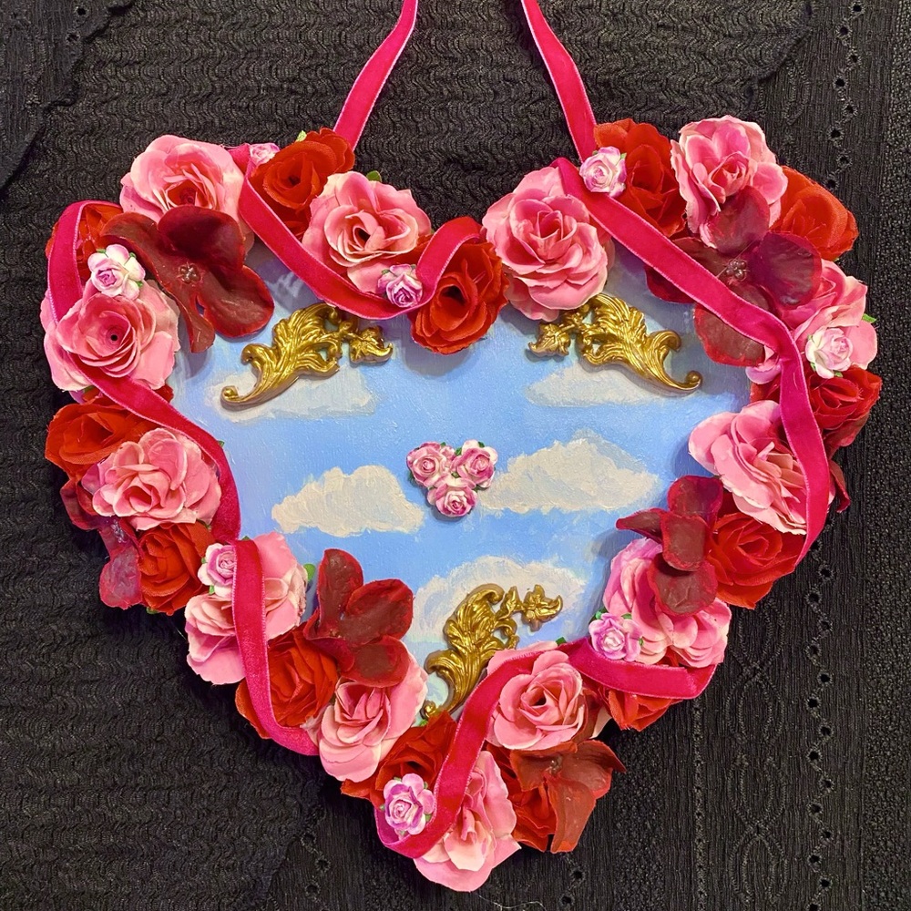 Handmade Floral Heart Wall Decor with Gold Accents